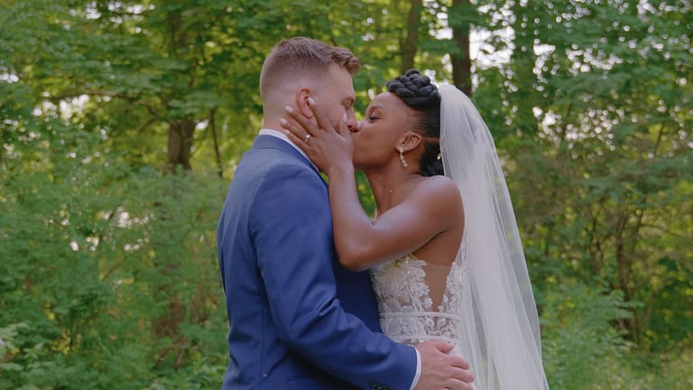 Grooms Reaction to Seeing His High School Sweetheart Will Melt Your Heart